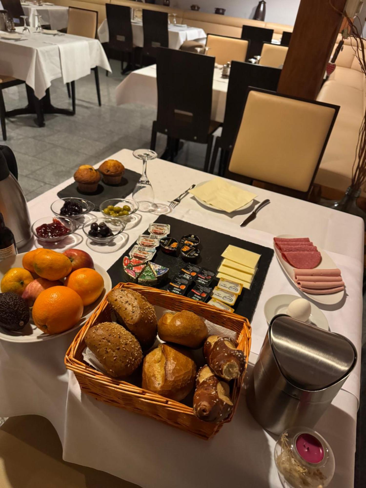 Hotel Am Schlosspark 2*